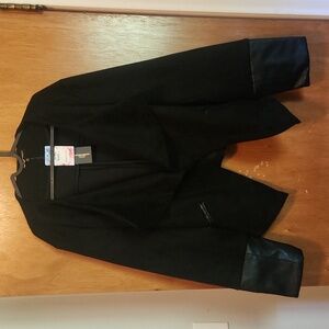 NWT super cute soft cropped jacket with fake trimmed pockets.